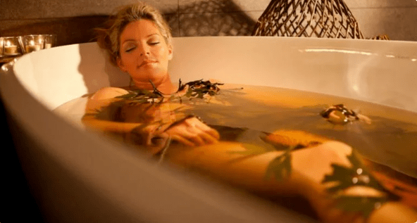 Salles de bain guérisses pour la cystite
